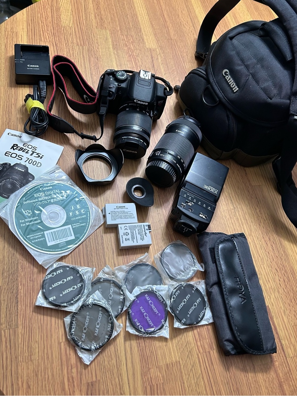 Canon Rebel DSLR Camera Kit with Black Body and Accessories. (1235)